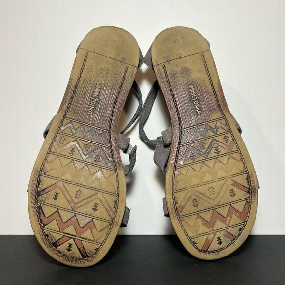 Womens MINNETONKA Maui Grey Leather Fringe Ankle Strap Sandals / Size 8 - Picture 7 of 8